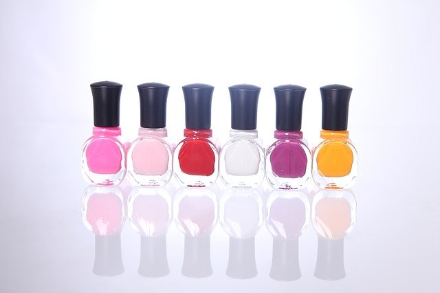 Top & Best Nail polish Review 2022 – How to Select Ultimate Buyer’s Guide
