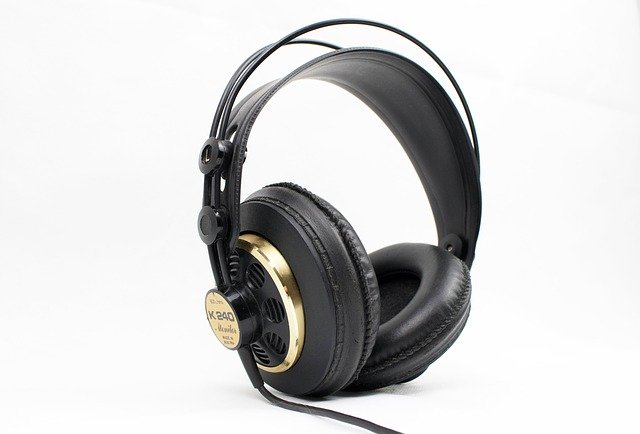 Top & Best Headphone Review 2022 – How to Select Ultimate Buyer’s Guide